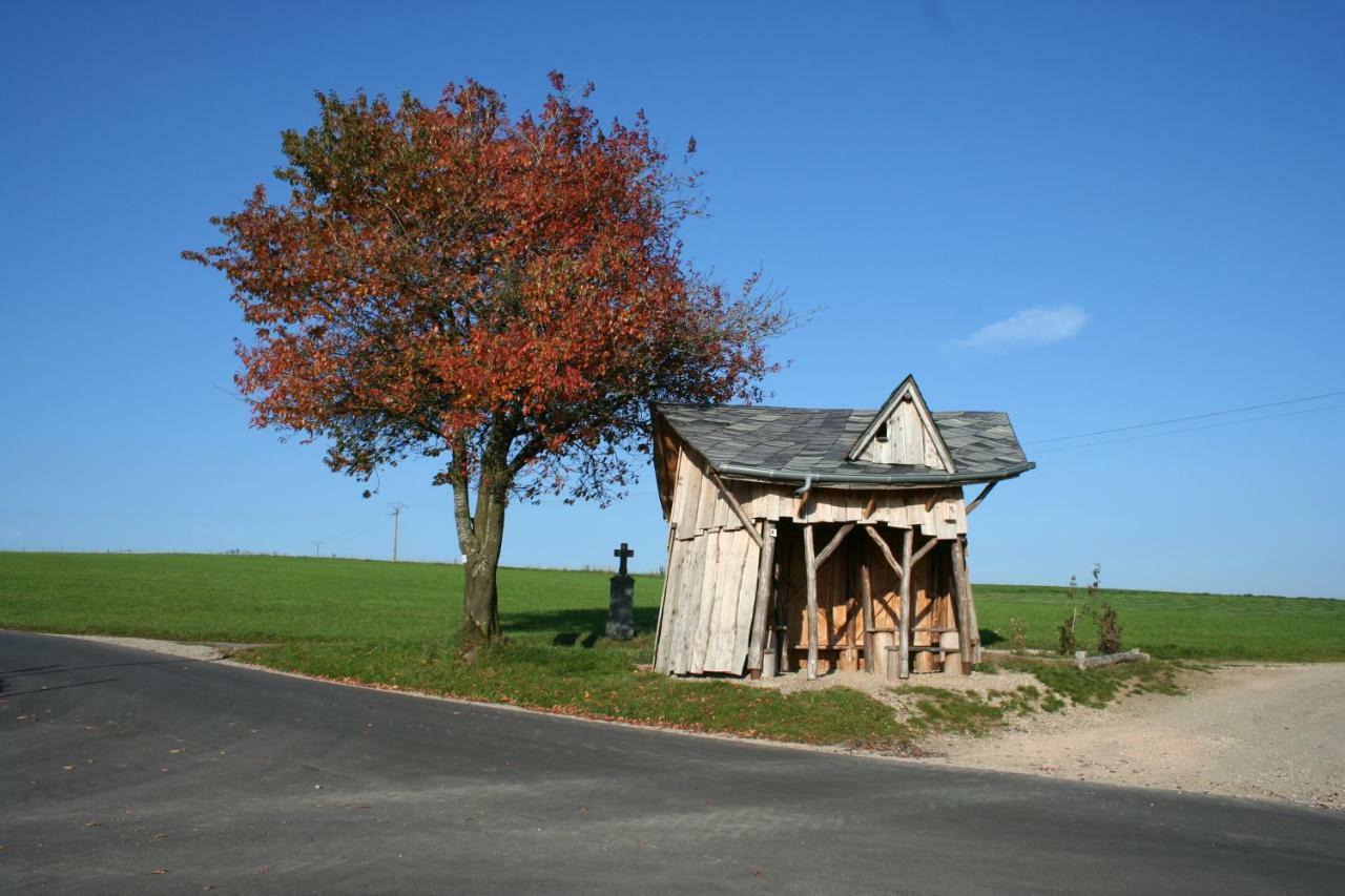 Location Panoramagreen Burg Reuland Eksteriør bilde