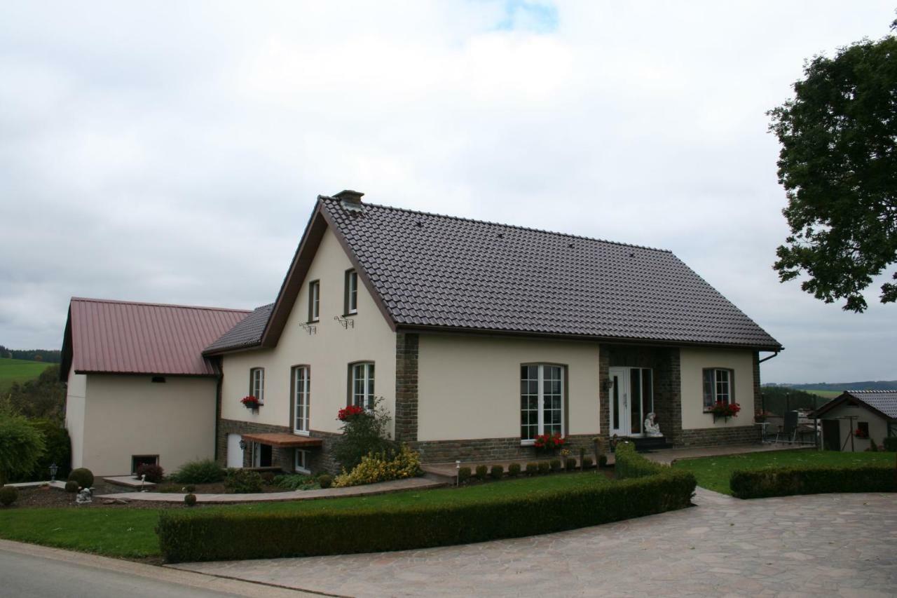 Location Panoramagreen Burg Reuland Eksteriør bilde